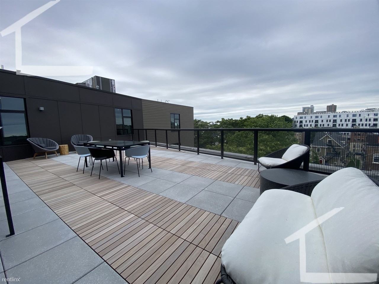 89 Brighton Ave #416W