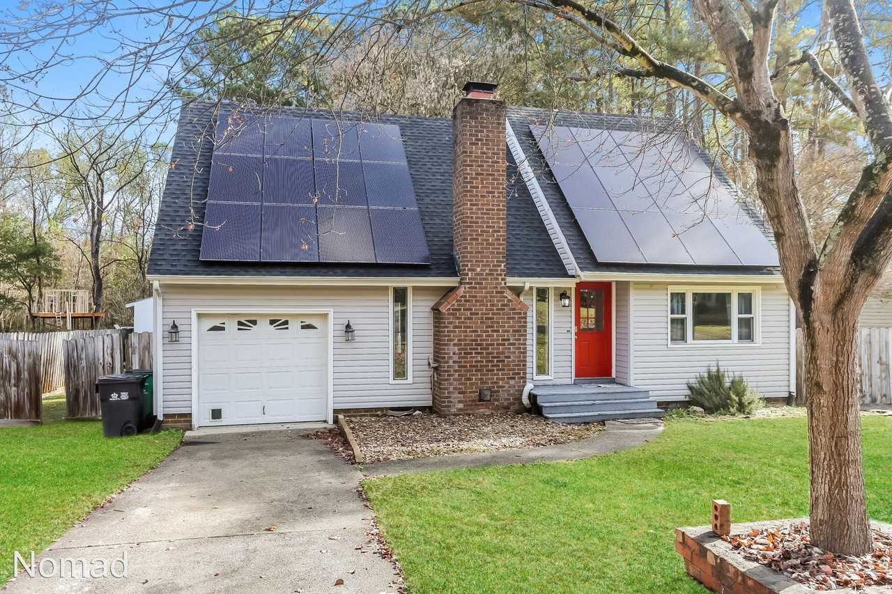 8304 Park Vista Cir - Photo 2 of 18