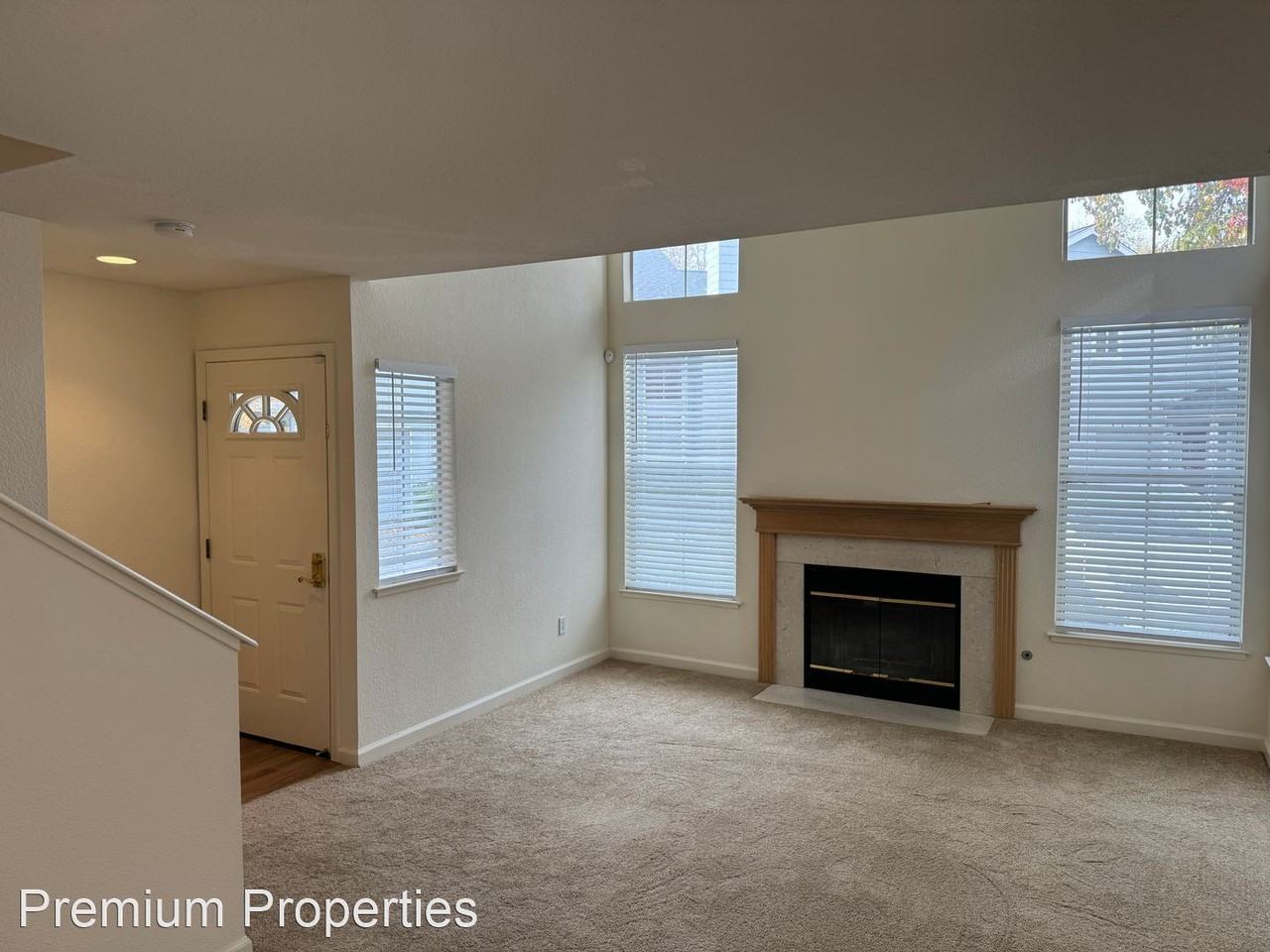 348 Warmcastle Ct - Photo 2 of 20