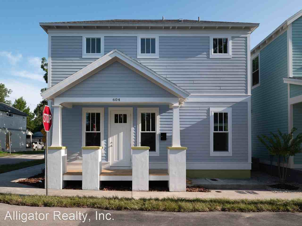 604 Sw 5th Ter - Photo 3 of 23