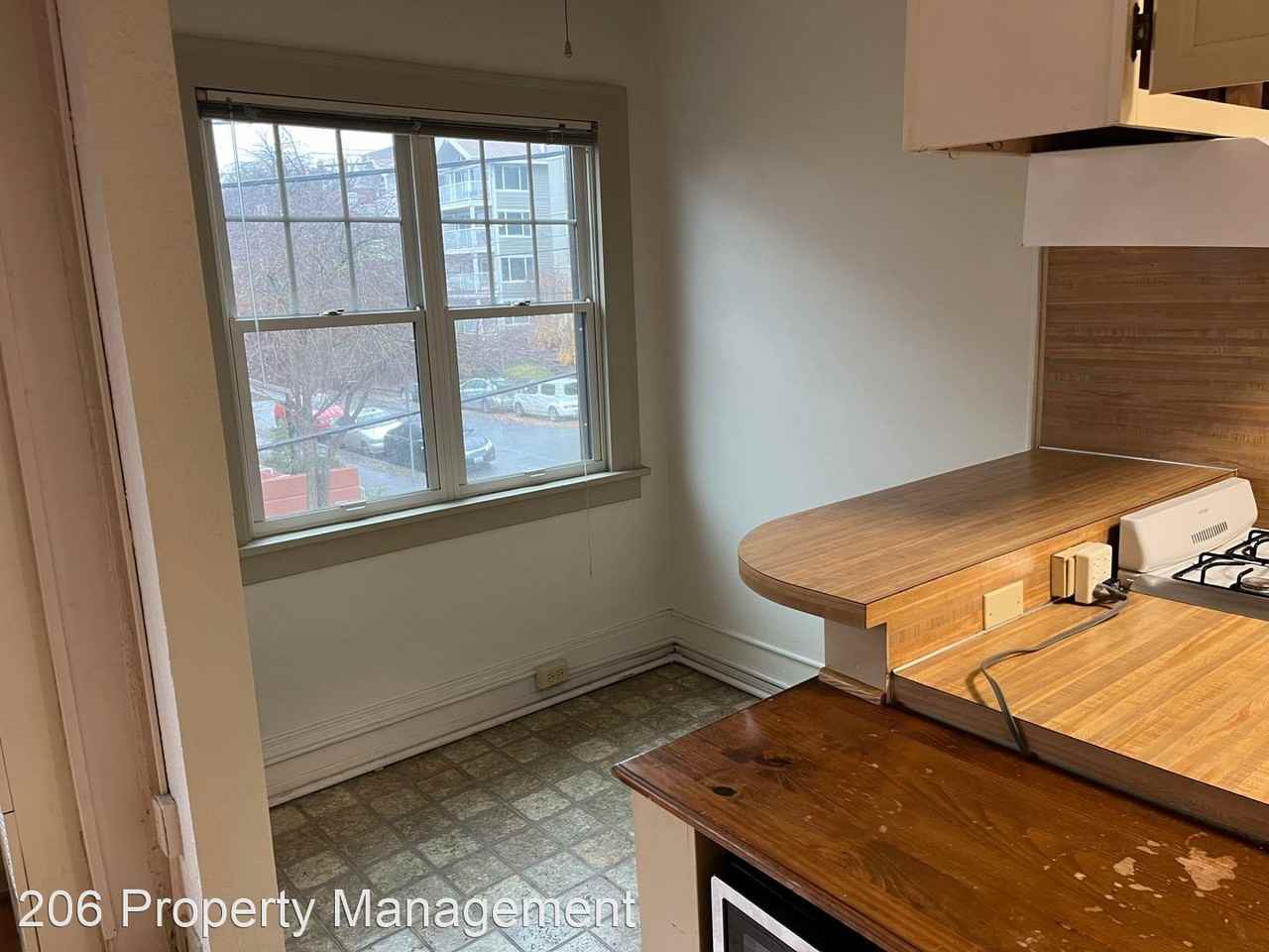 419 East Thomas St. - Photo 3 of 9