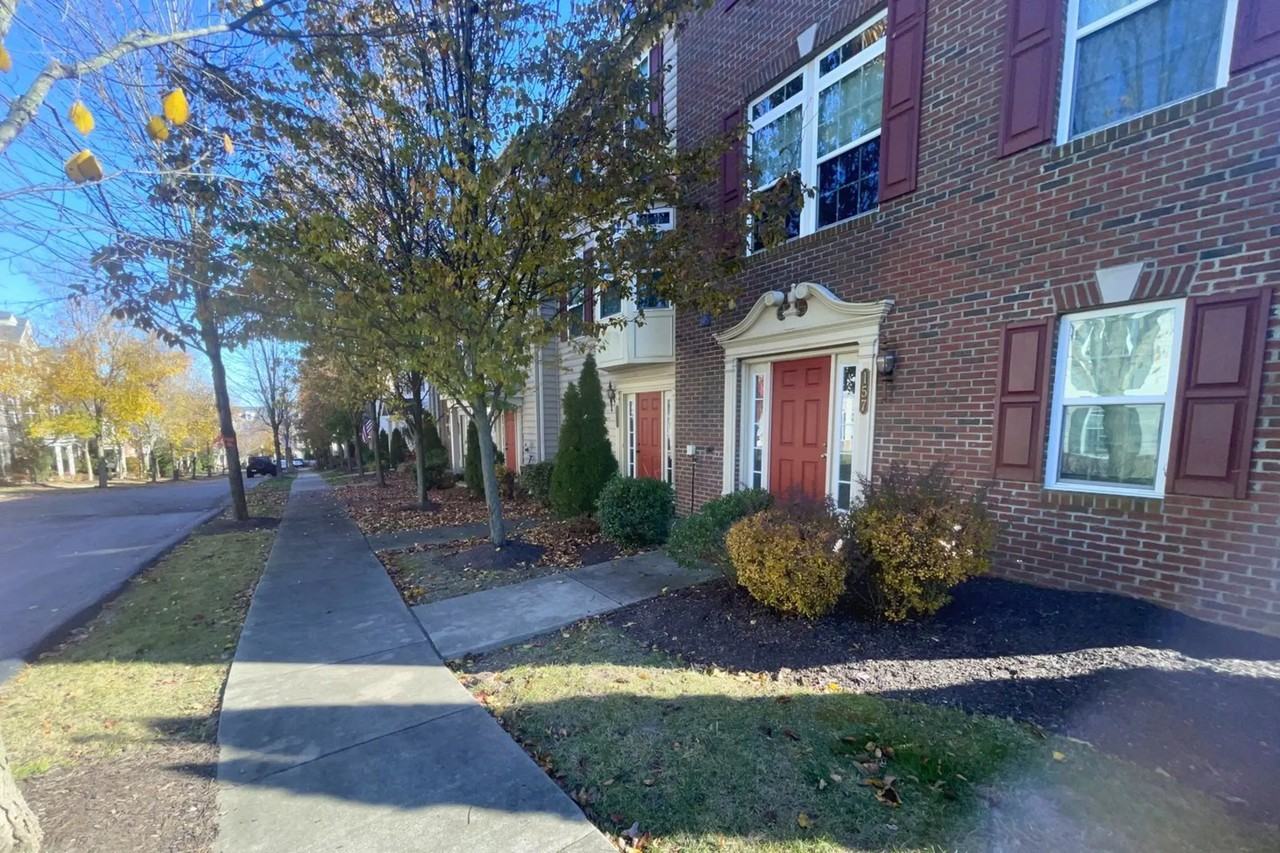 157 Lewisham Rd - Photo 2 of 21