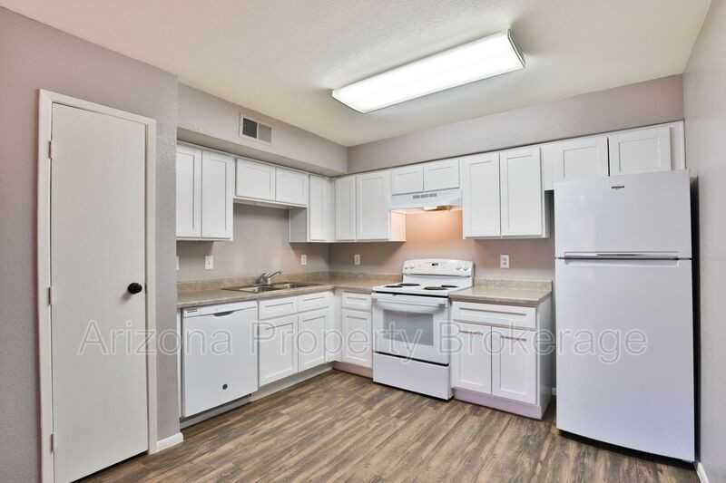 6132 E Greenway St #1 - Photo 6 of 16