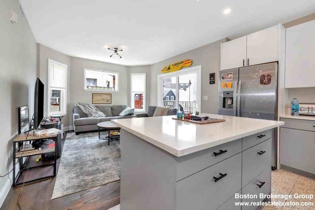 777 Columbia Rd #3 - Photo 3 of 17