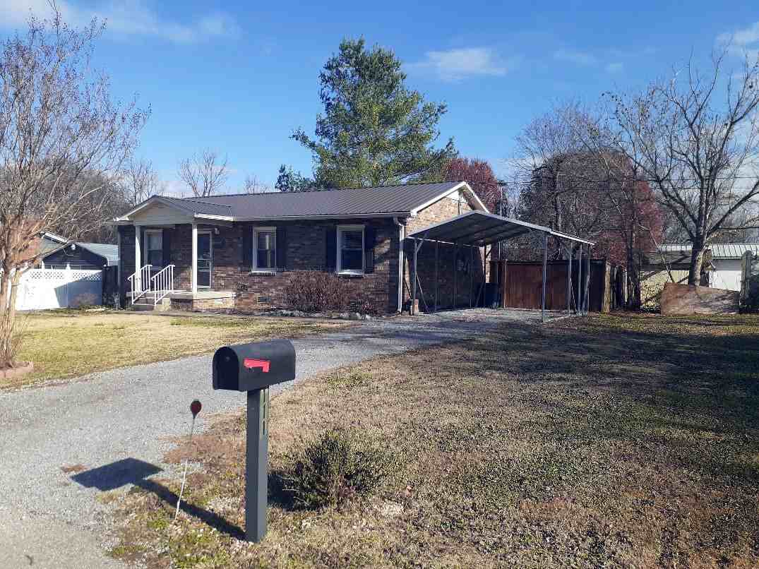 111 Jenny Lynn St, Woodbury, TN 37190 3 Bedroom House for 1,350/month