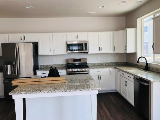 2067 W Natalie Ave - Photo 2 of 17