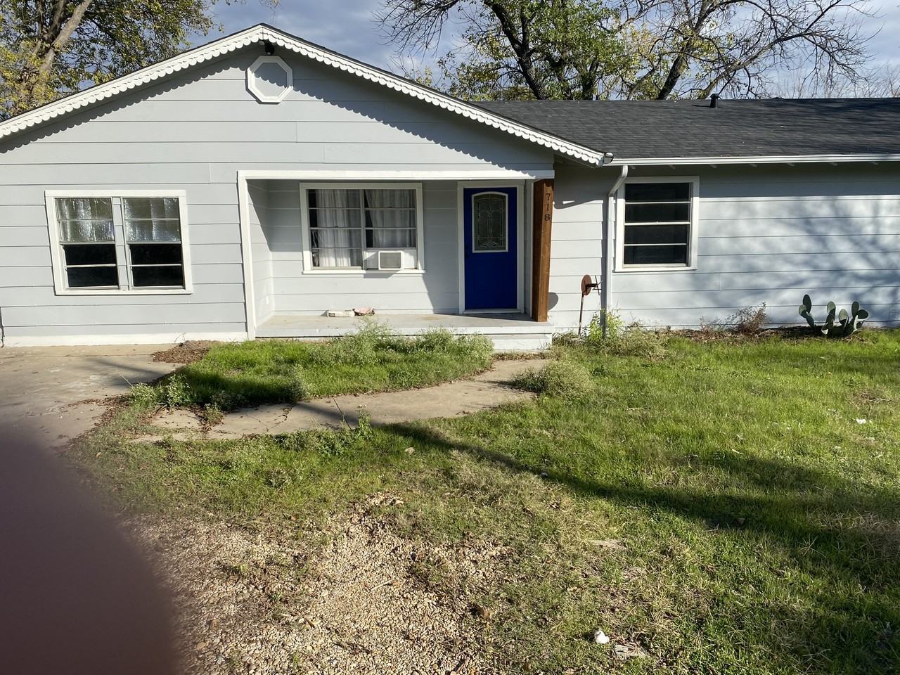 718 Frame St - Photo 2 of 23