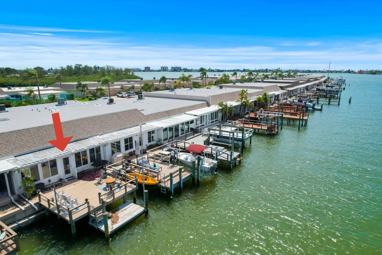 355 Boca Ciega Point Blvd S, St Petersburg, FL 33708 2 Bedroom Condo