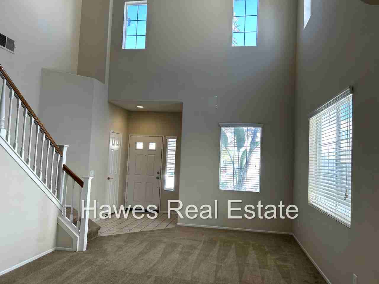 32549 Sunnyvail Cir - Photo 2 of 33