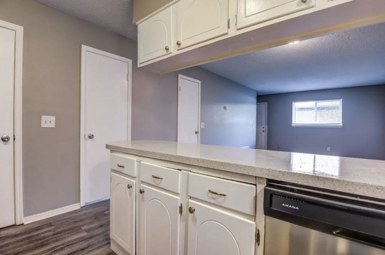 The Edge @23rd - Photo 6 of 50