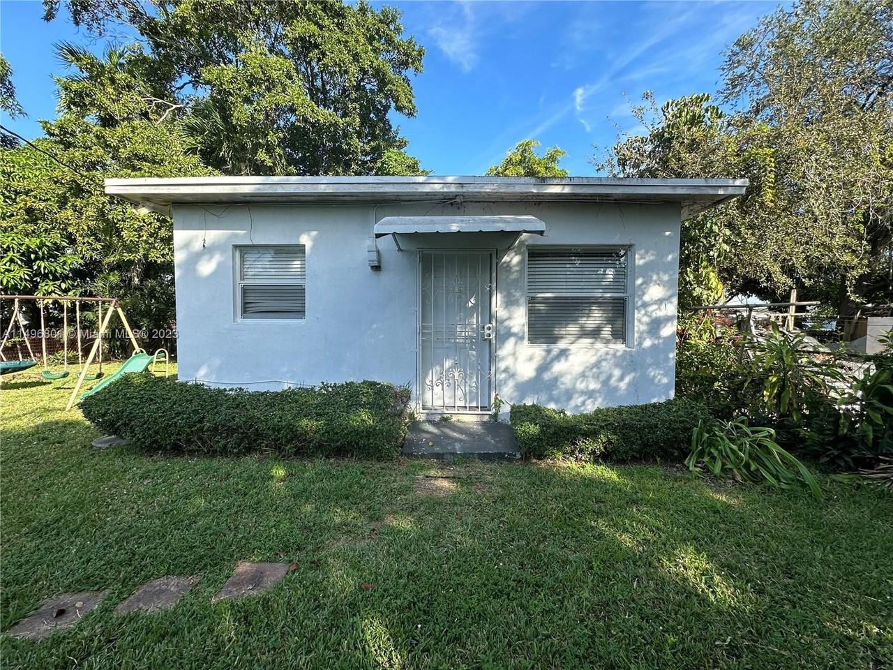 2273 Nw 65th St REAR, Gladeview, FL 33147 1 Bedroom Apartment for
