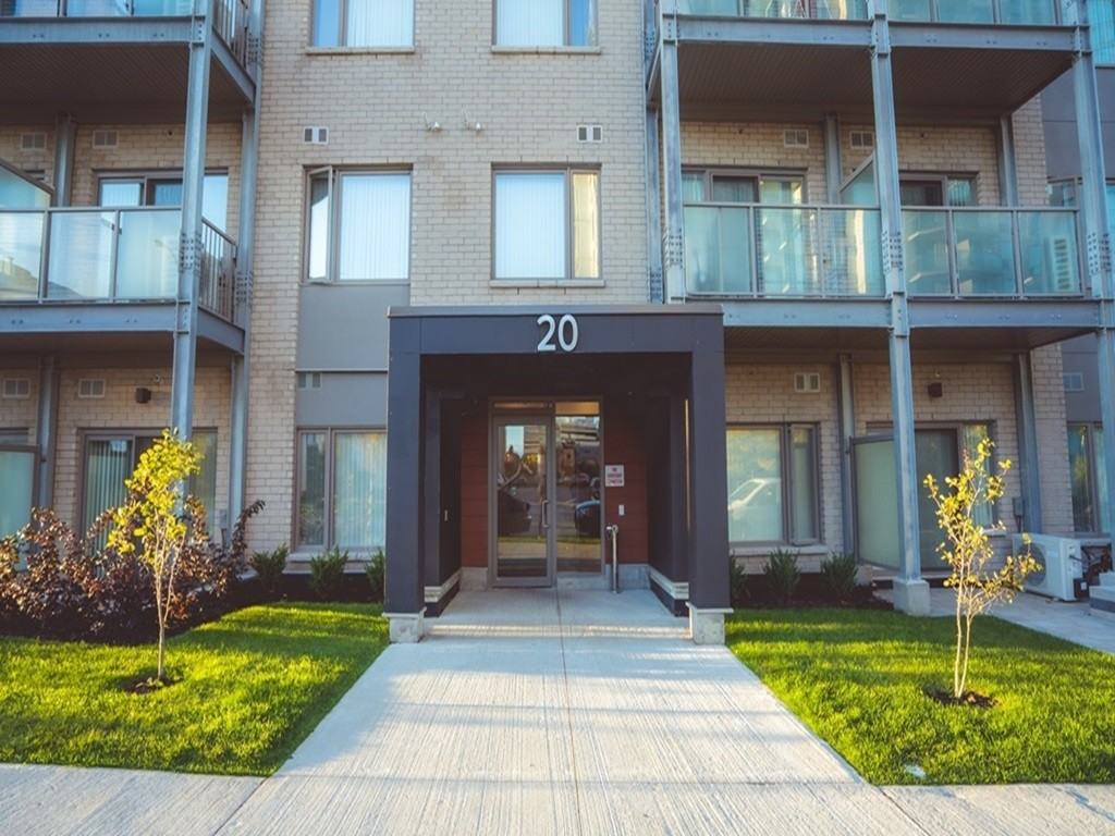 20 Orchid Place Drive #204 - Photo 2 of 15