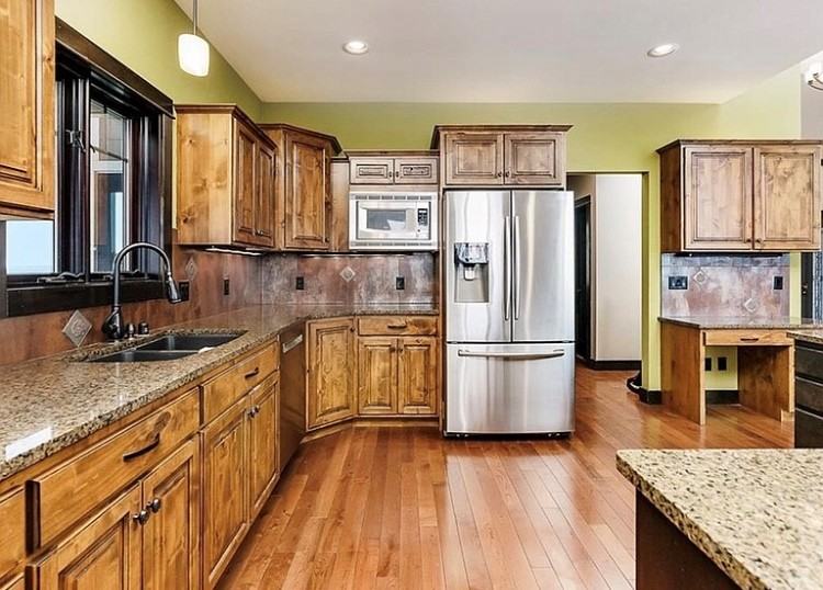 2615 Castle Pine Cir S - Photo 3 of 11