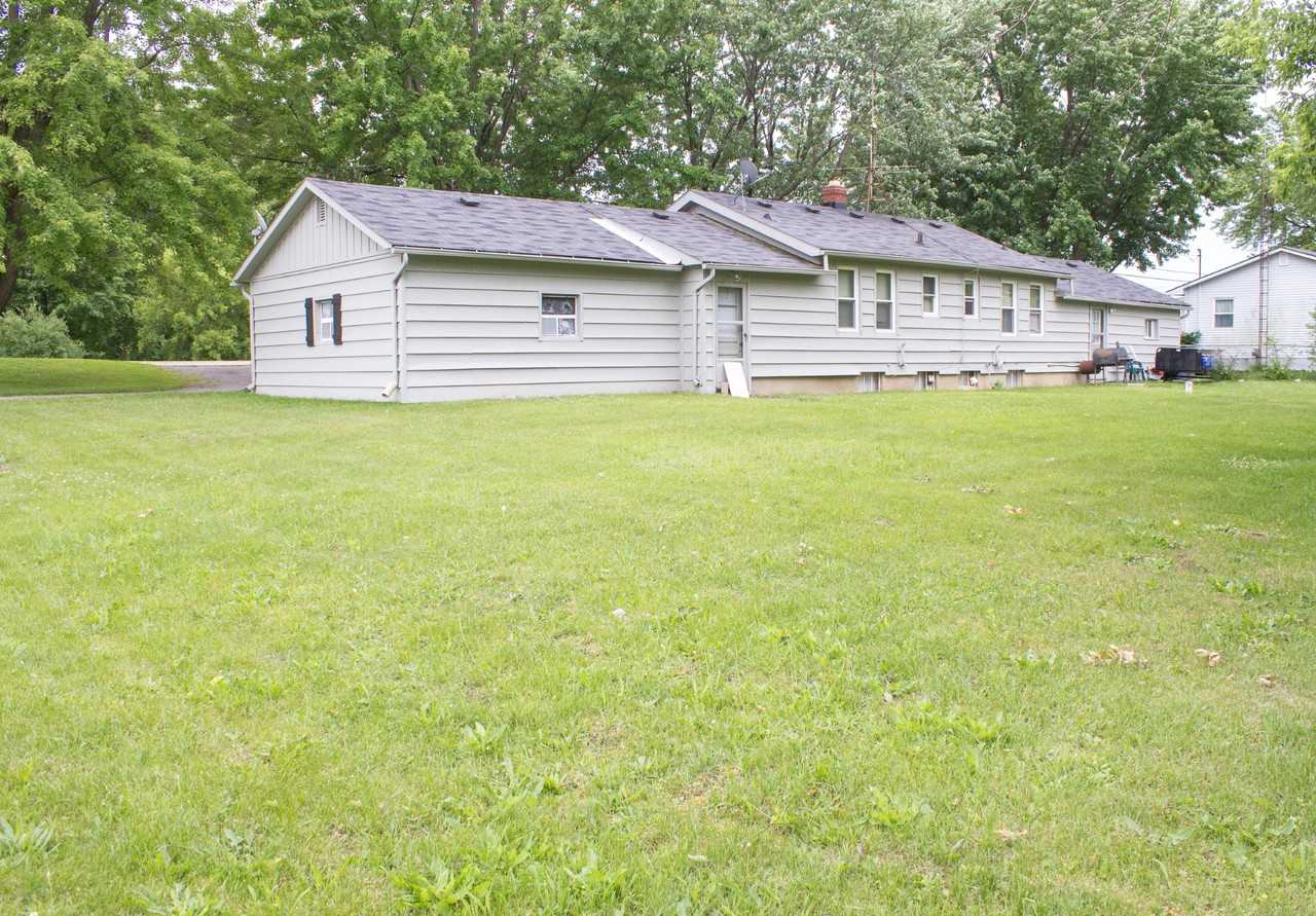 6039 N Genesee Rd #1 - Photo 2 of 9