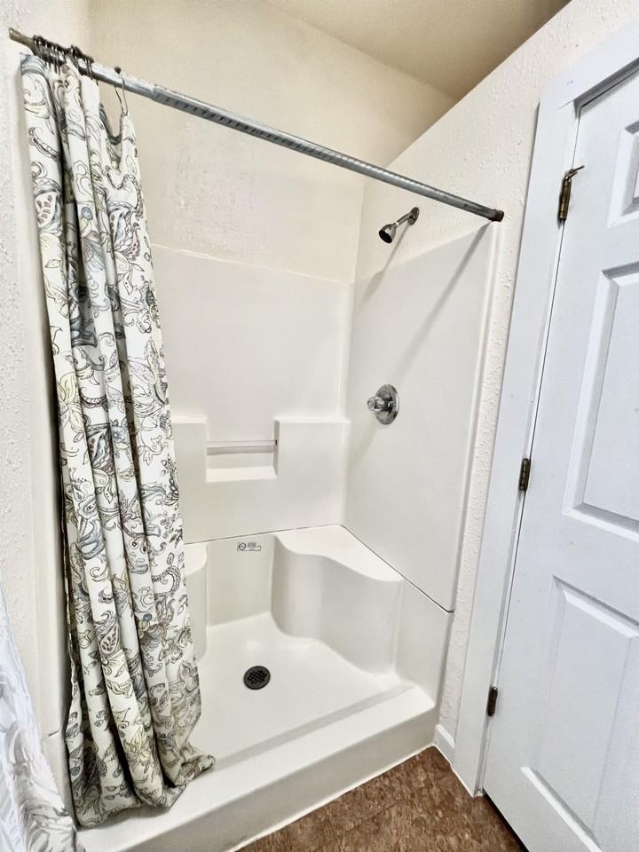 107 S Smith St #2 - Photo 7 of 8