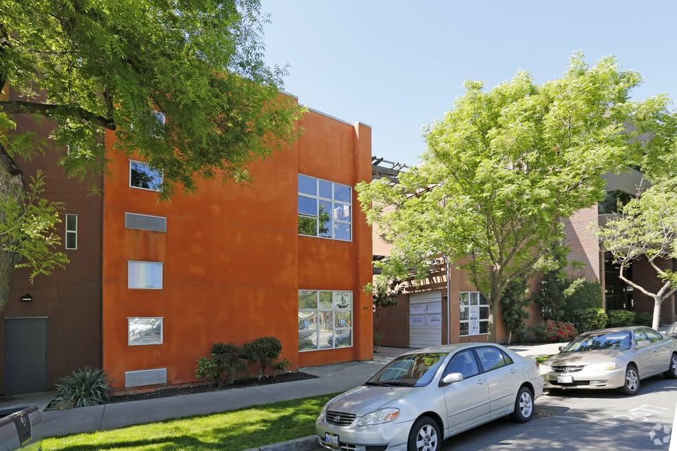 K Street Lofts - Photo 3 of 4