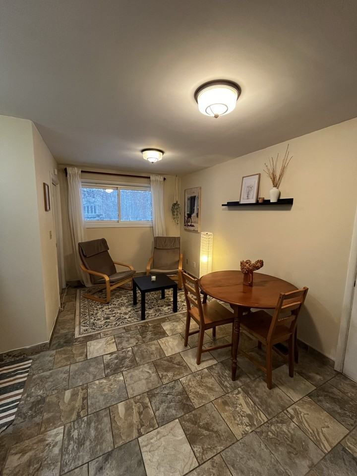 4 Copperfield Dr - Photo 2 of 3