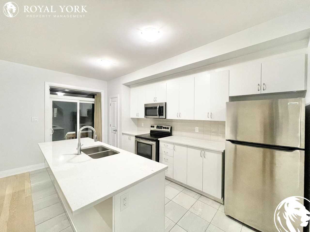 730 Sebastian St - Photo 3 of 47