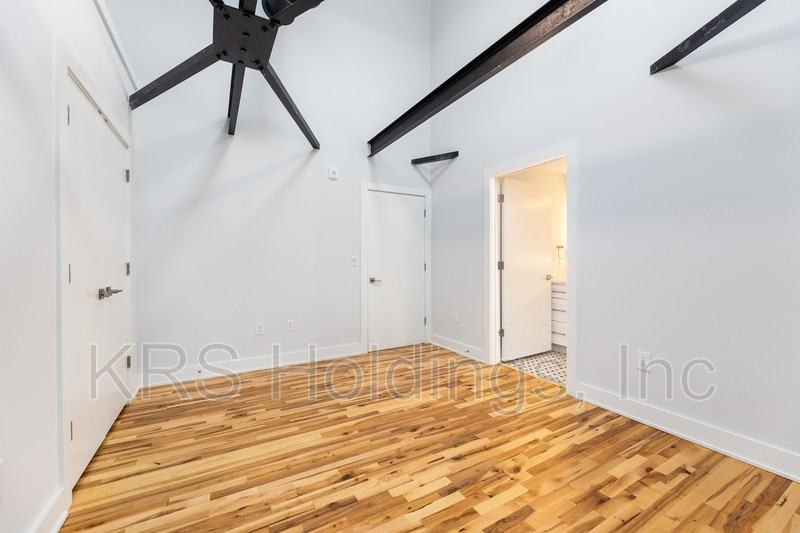 306 N Road St #211 - Photo 6 of 8