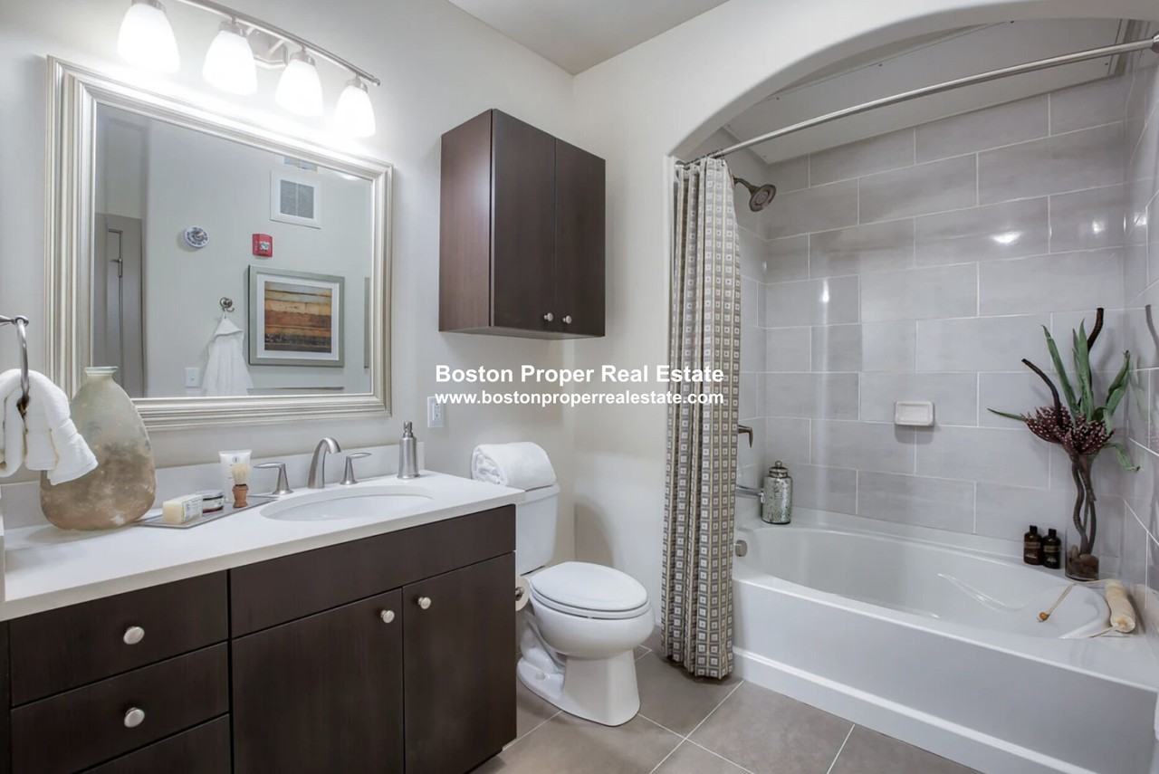 160 Cambridgepark Dr #307 - Photo 5 of 27