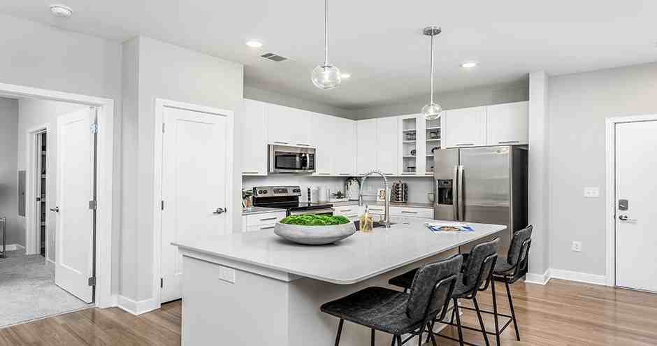 Aviation Crossing Apartments - Photo 5 of 50