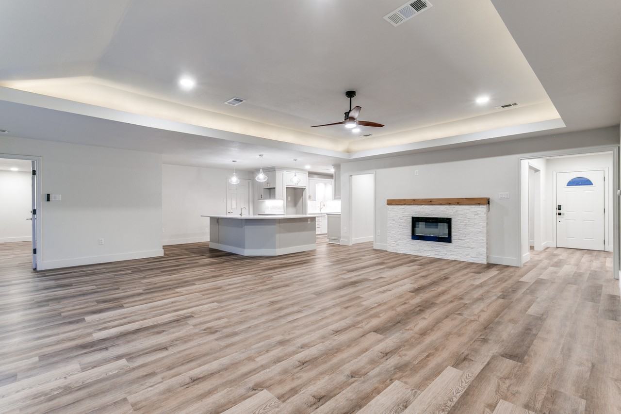 1709 Avalon Dr #NA - Photo 3 of 12