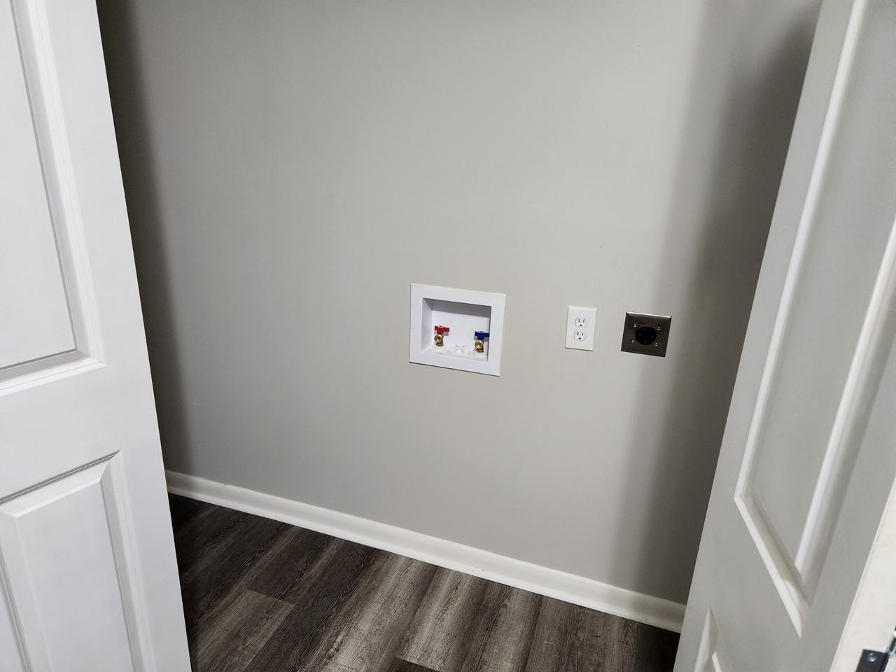 9401 Hollaman Cir #1 - Photo 5 of 11