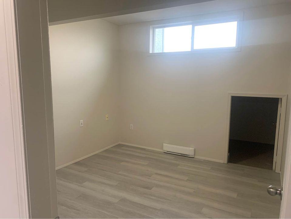 501 Canada Ave #104 - Photo 2 of 9