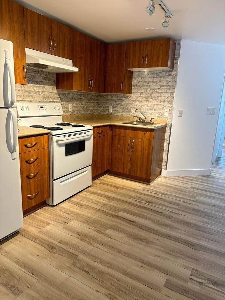 1840 3-1840 Grandview Dr. #3GRANDVIEW - Photo 2 of 8