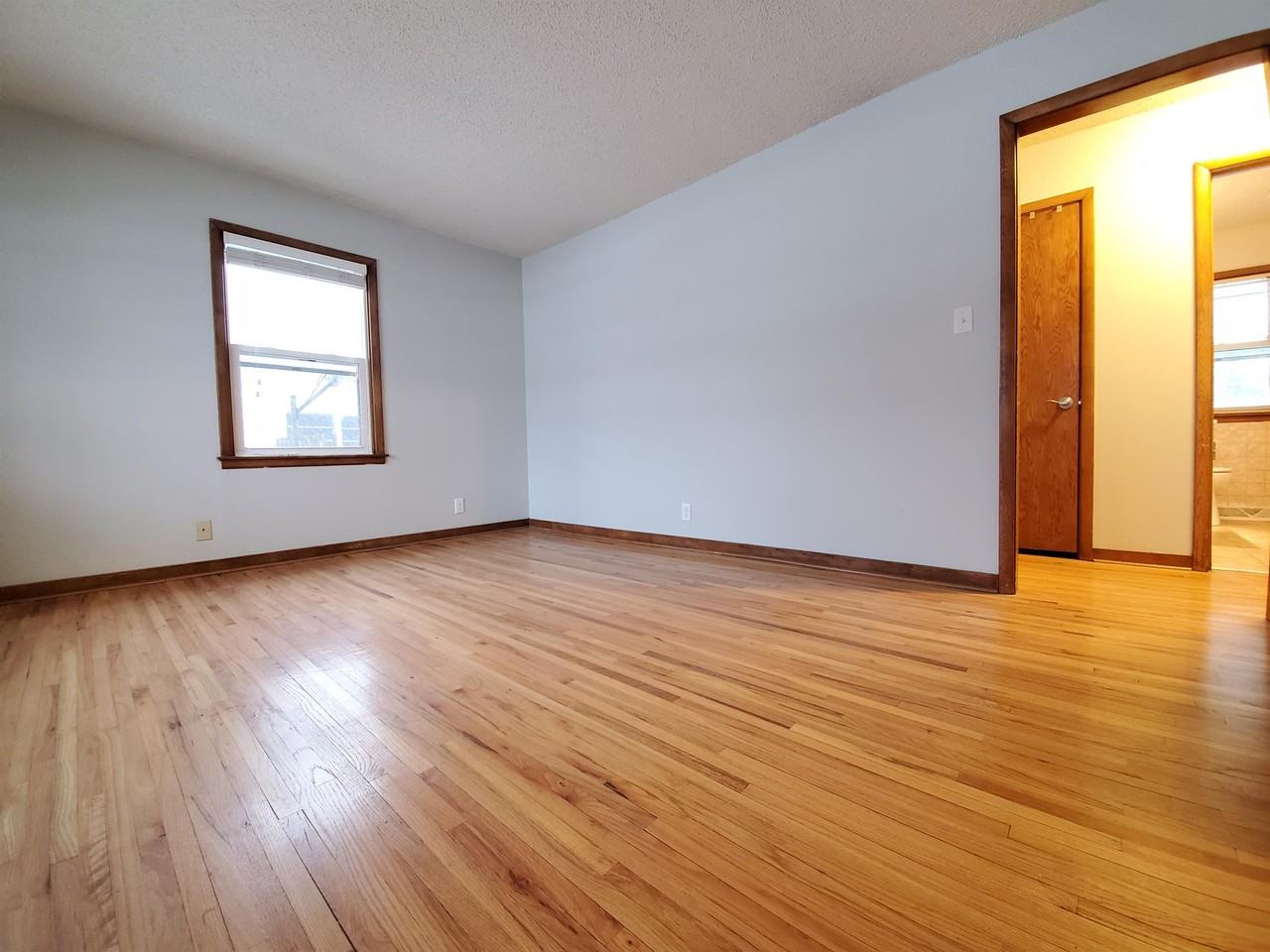 1829 1st St Sw #1 - Photo 3 of 16