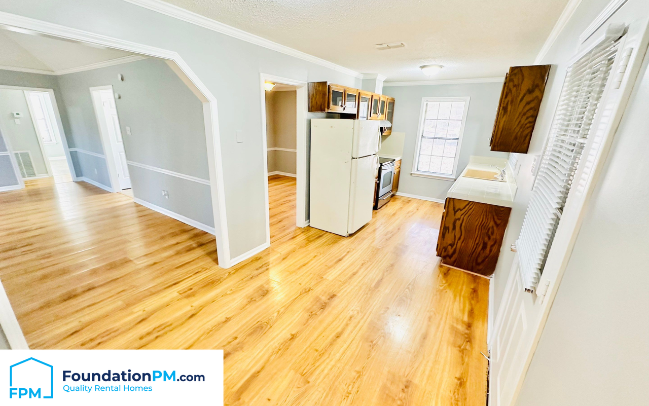 5682 Richburg Ave #1 - Photo 3 of 15