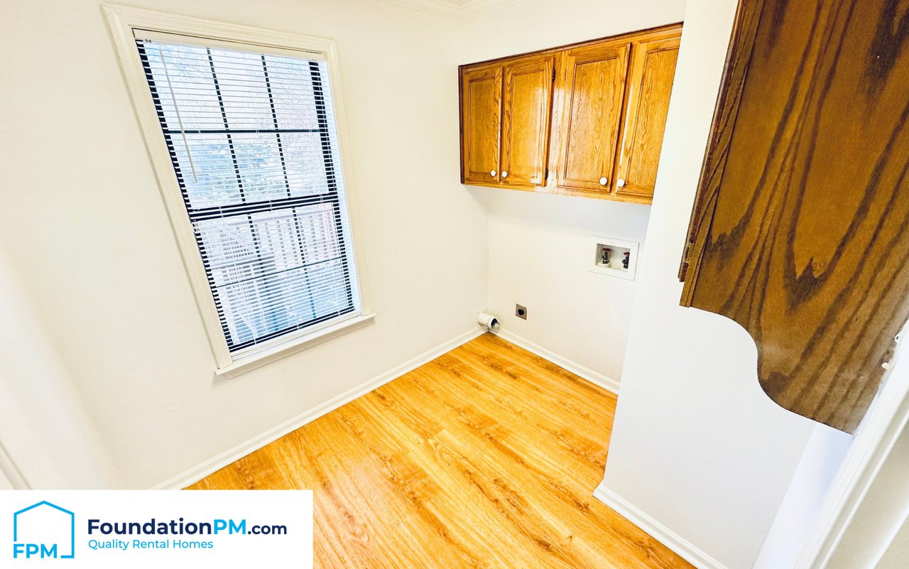 5682 Richburg Ave #1 - Photo 5 of 15