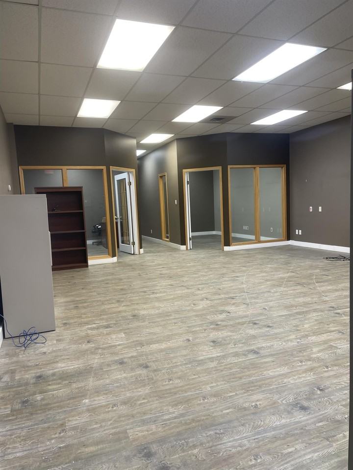 10147 100 Street #10147 - Photo 2 of 8