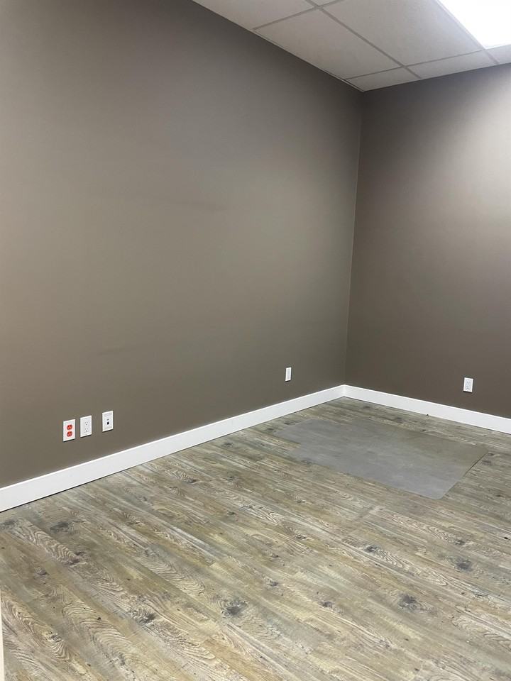 10147 100 Street #10147 - Photo 3 of 8