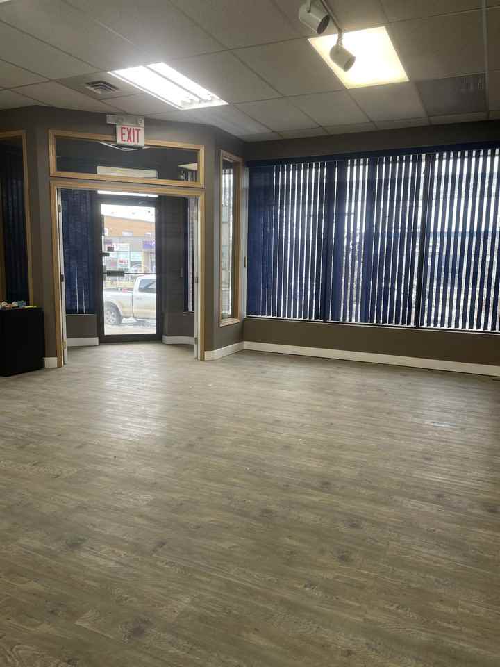 10147 100 Street #10147 - Photo 4 of 8