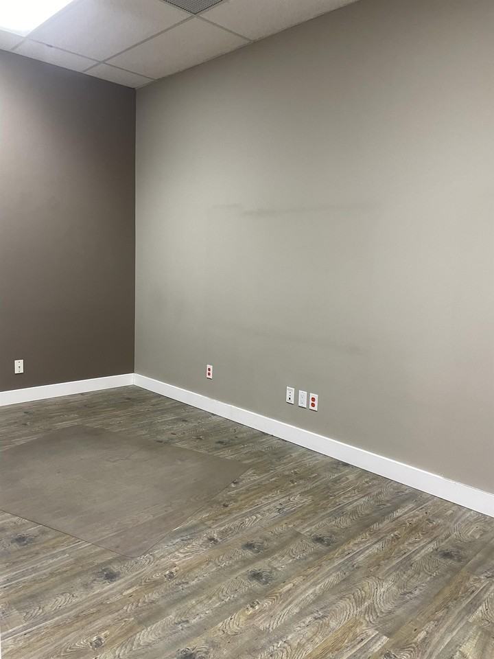 10147 100 Street #10147 - Photo 5 of 8