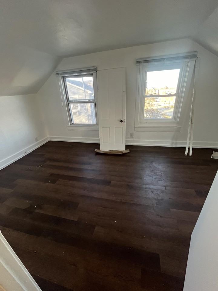 208 S Washington Ave #A - Photo 7 of 13