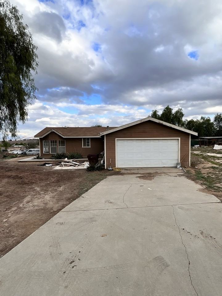 21721 Orange Ave, Perris, CA 92570, USA - 2 unit Rentals | Zumper