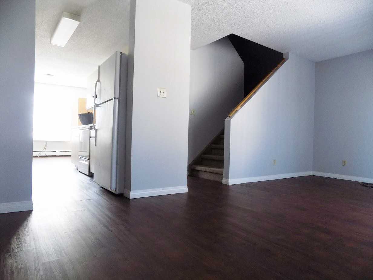 Finlayson Drive Townhomes - Photo 3 of 8