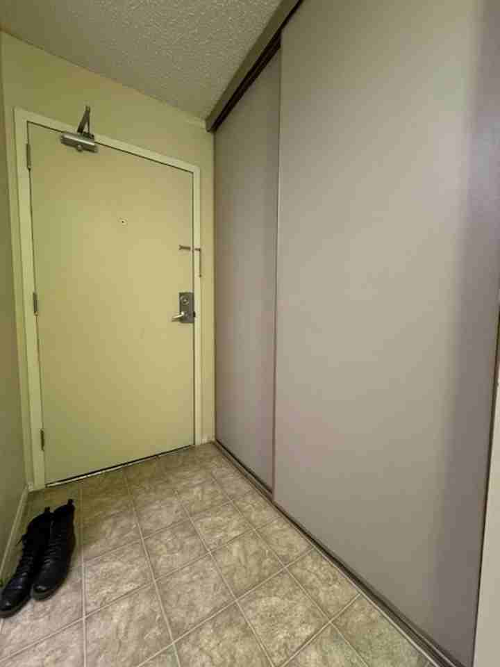 Cozy Top Floor 2 Bedroom Condo in Dundonald - Photo 2 of 17