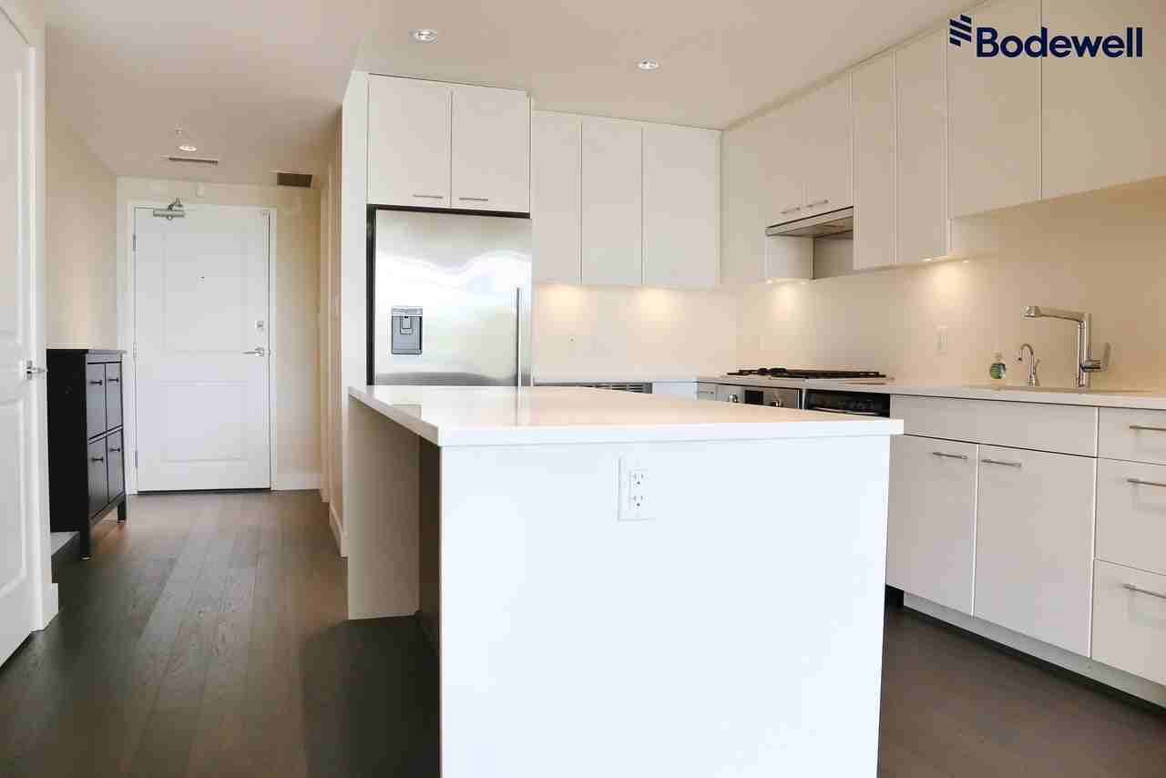 6383 Cambie St - Photo 2 of 21