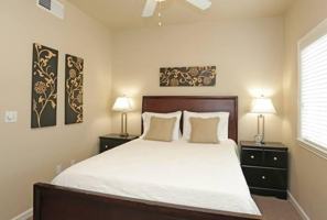 featured image of 2929 Floyd Ave
