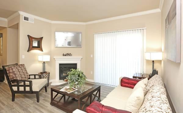 2929 Floyd Ave - Photo 6 of 9