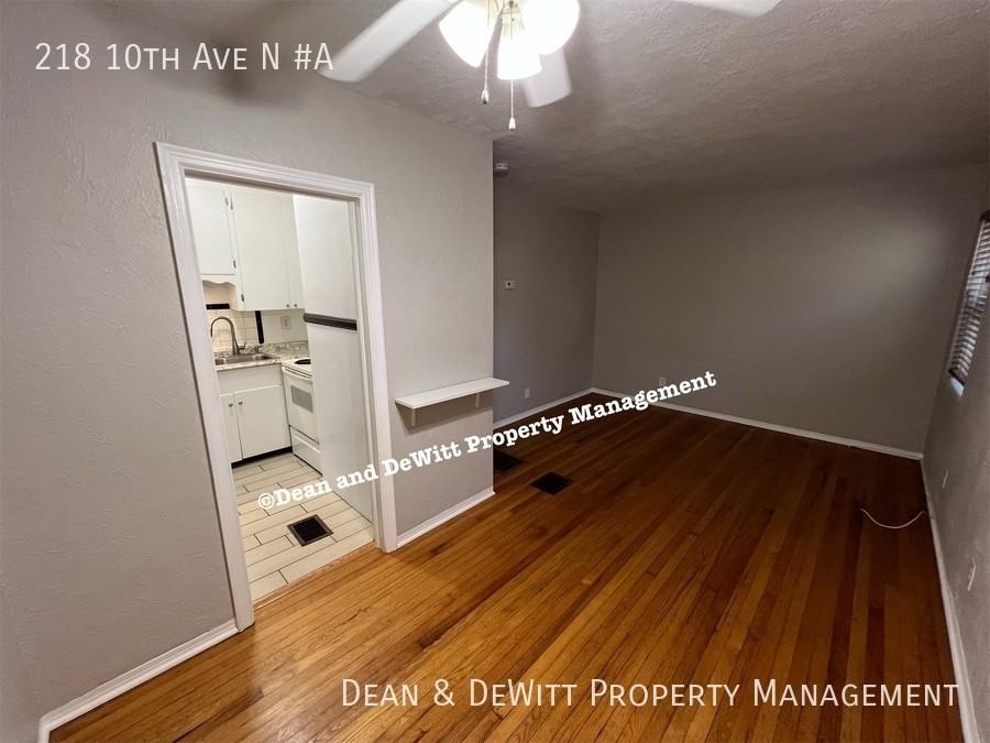 218 10th Ave N - Photo 6 of 23