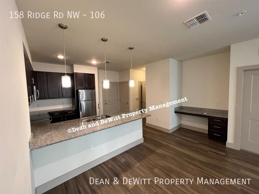 New Luxury Rentals In The Heart of Largo - Photo 6 of 27