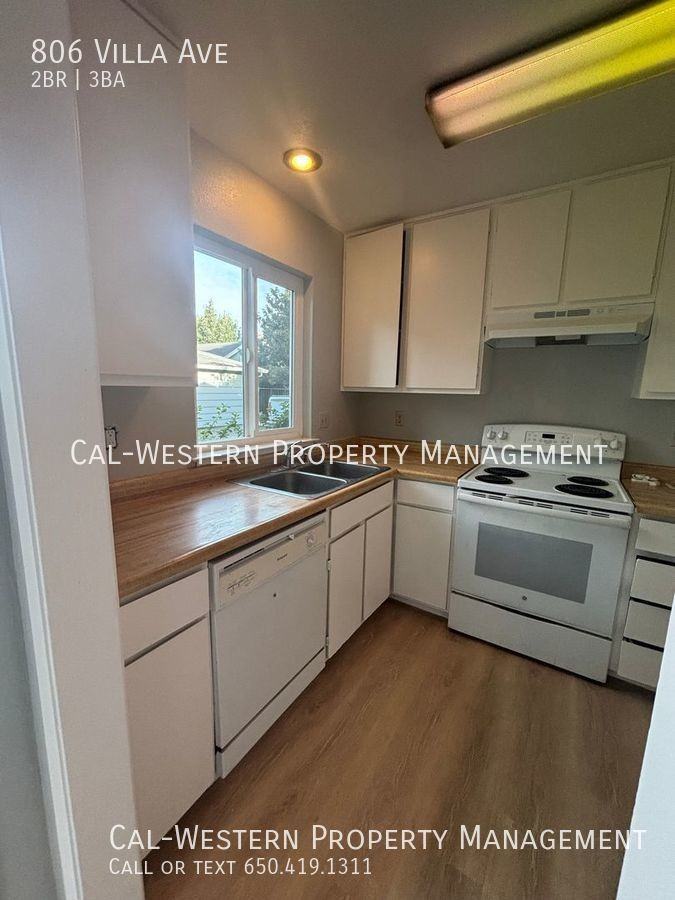 806 Villa Ave - Photo 2 of 13