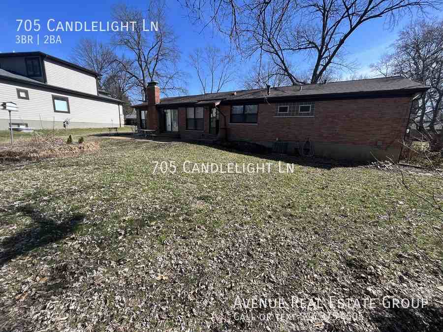 705 Candlelight Ln - Photo 2 of 11