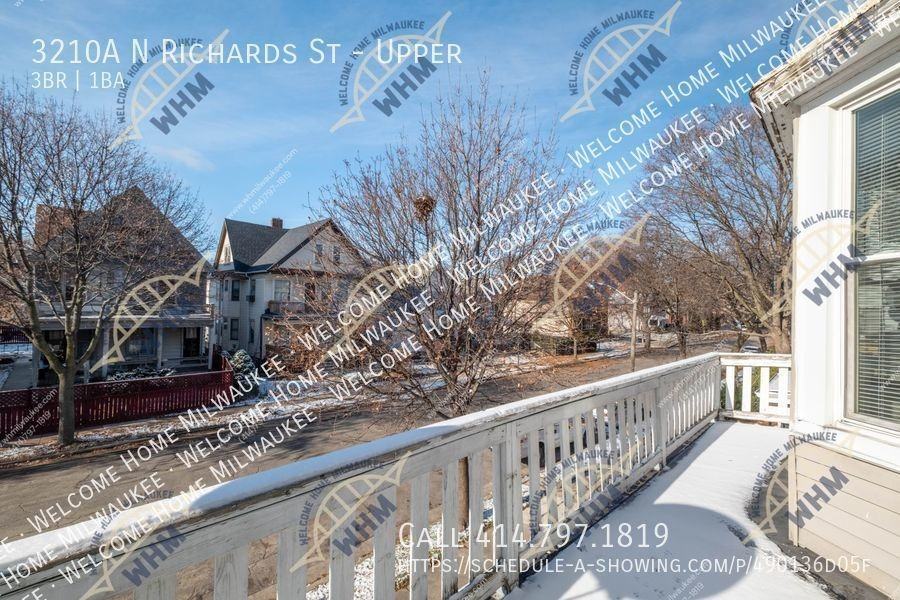 3210A N Richards St - Photo 2 of 18