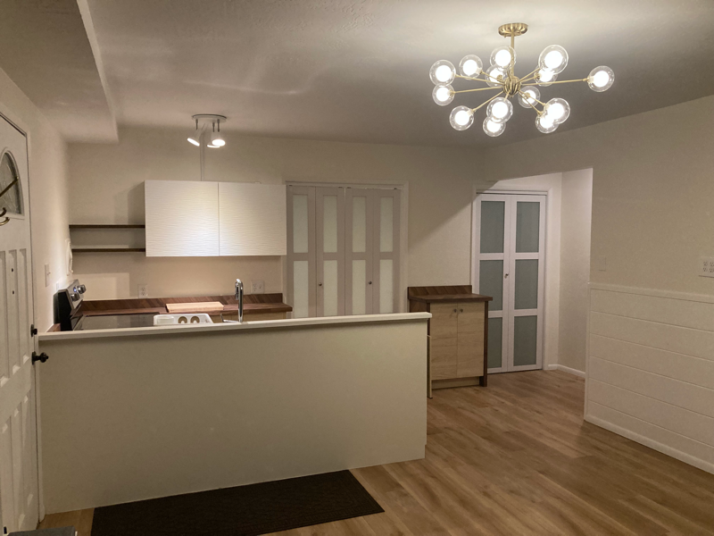 1440 Drake Way - Photo 3 of 11