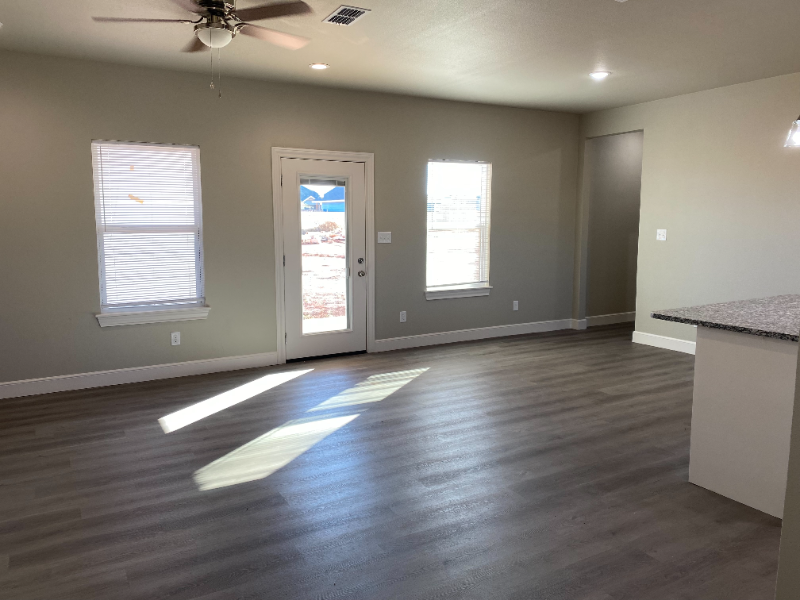 135 Kurynn Cv - Photo 2 of 15